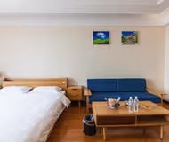 Xianggang Rd Serviced Apartments