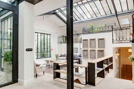 TRUE PARISIAN LUXURY QTR LATIN & ST GERMAIN