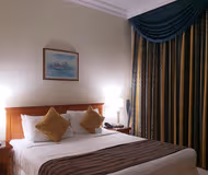 Cosy bed at Muroor Street Serviced Apartment, Al Muroor