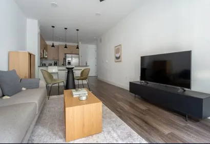 Harmon Avenue Furnished Apartment