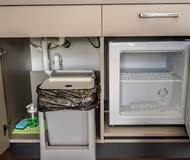 Marywilska Service Apartment