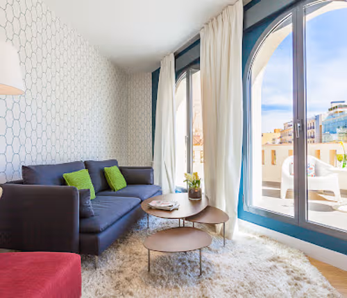 Pescador Serviced Apartment