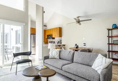 S Catalina Ave Apartment
