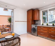 Aloha Lake Village Serviced Apartment