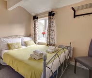3 bedroom apartment at Walkers Court