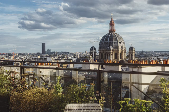 OPERA JEWEL -COMMANDING VIEWS PERCHED IN PARISIAN HEIGHTS