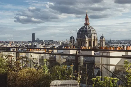 OPERA JEWEL -COMMANDING VIEWS PERCHED IN PARISIAN HEIGHTS