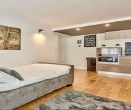 MONTORGUEIL MARKET-A UNIQUE BOUTIQUE FAMILY RENTAL