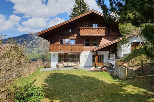 A Private Chalet With Views Over the Eggli and the Oldenhorn