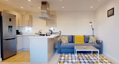 Empire House - 2B living room