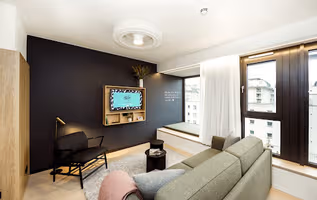 Zimmerstraße Two Bedroom Apartment