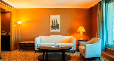 Jose Marti Street Service Apartment