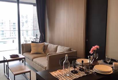 West Coast Vale Apartments