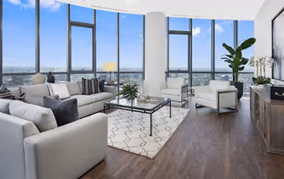 W Madison St Serviced Apartment