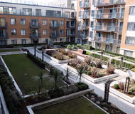 7-from-over-balcony-into-courtyard-flat-60