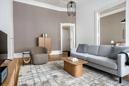 Charlott Serviced Apartment