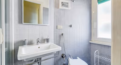 Coliseum Serviced Apartments