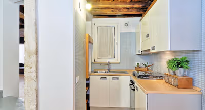 Parione Serviced Apartment