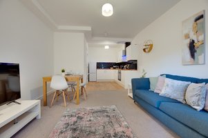 Charlton's Bonds, Waterloo Street City Centre Apartment