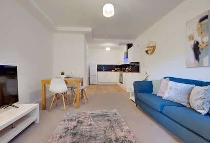 Charlton's Bonds, Waterloo Street City Centre Apartment