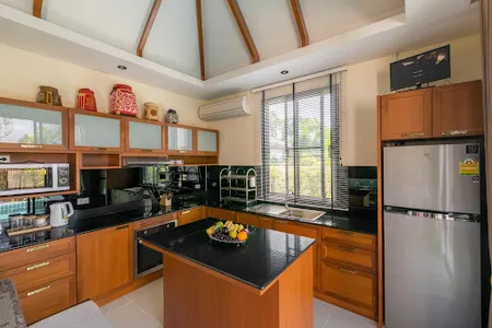 Cozy Family Friendly Villa In Rawai Beach