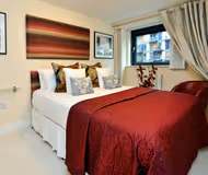 1 bedroom apartment at Canary Wharf Apartment