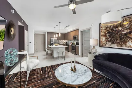 SE 2nd Ave Apartment 1