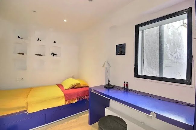 TRUE LUXURY IN MARAIS EXTRAVAGANZA