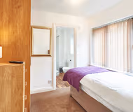 Single bed bedroom at Northleigh House, Furzton