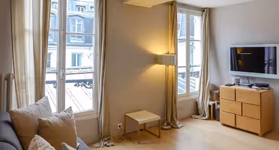 NEAR TO REPUBLIQUE AND MARAIS