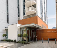 Stratford 4-bedroom apartment