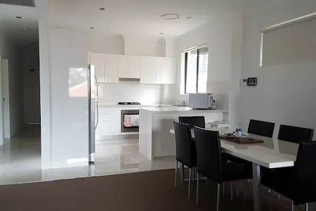 Caroline St Serviced Apartments