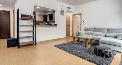 Stunning Blakely Tower Apartment