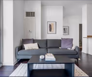 S Clark Street Serviced Apartment