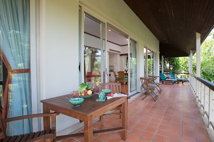 Pleasant Villa Near Kata Beach