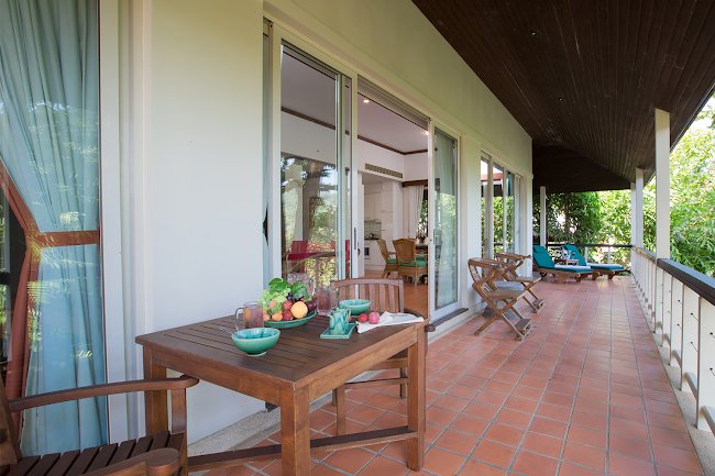Pleasant Villa Near Kata Beach