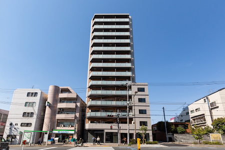 Higashi-Shinjuku Apartments