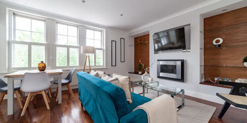The Clapham South Collection