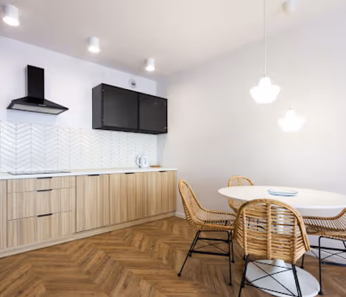 Listopada Serviced Apartment