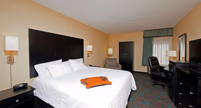 Bloomington Serviced Apartment