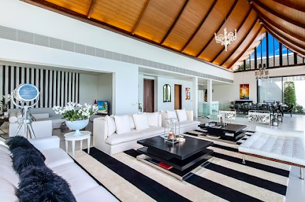 A Delicate and Beautiful Paradiso Villa in Phuket