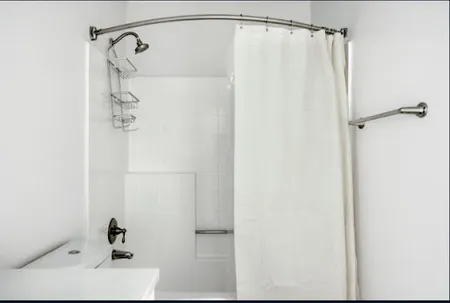 N Normandie Ave Serviced Apartments