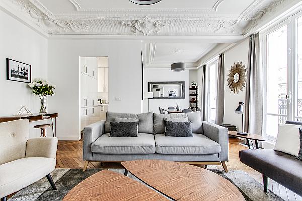 AVENUE MONTAIGNE CHIC AND FRENCH CLASS