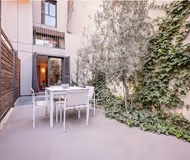 C. de Girona Service Apartments