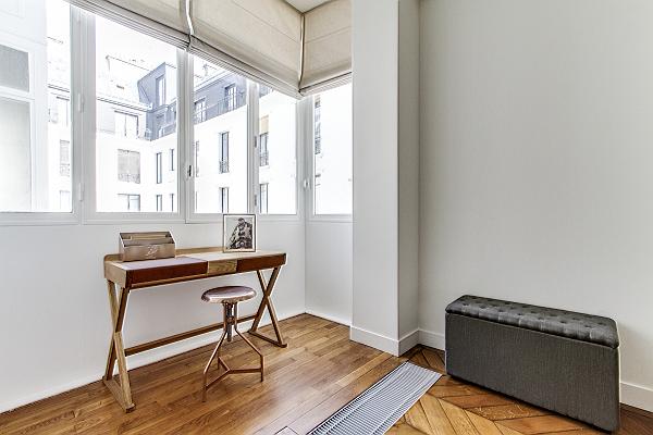 AVENUE MONTAIGNE CHIC AND FRENCH CLASS