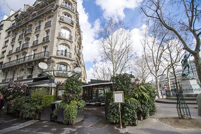 A 150M2 VINTAGE LUXURY IN ST. GERMAIN LUXEMBOURG