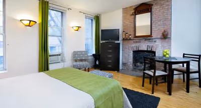 Studio apartment at East 59th Street