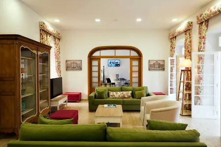 Rua Travessa Pereira D'eça Street Apartment living room