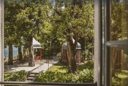 Magnificient Villa located right on the shores of Lake Como