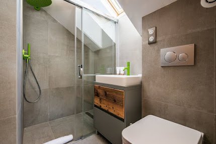 MESMERISING CHALET WITH HOT TUB IN CHAMONIX